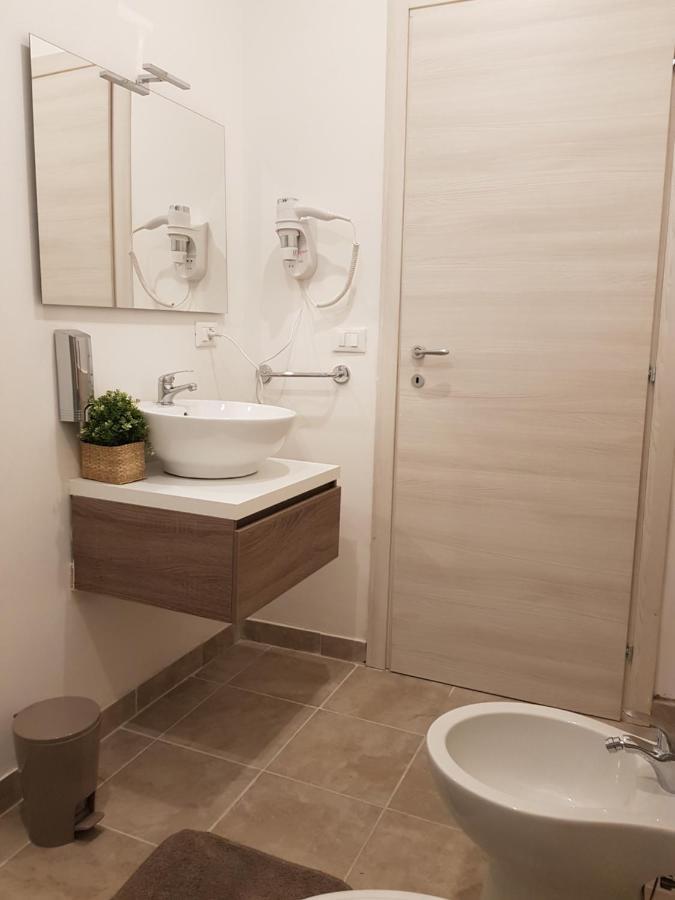 Alexadom Apartment โรม ภายนอก รูปภาพ
